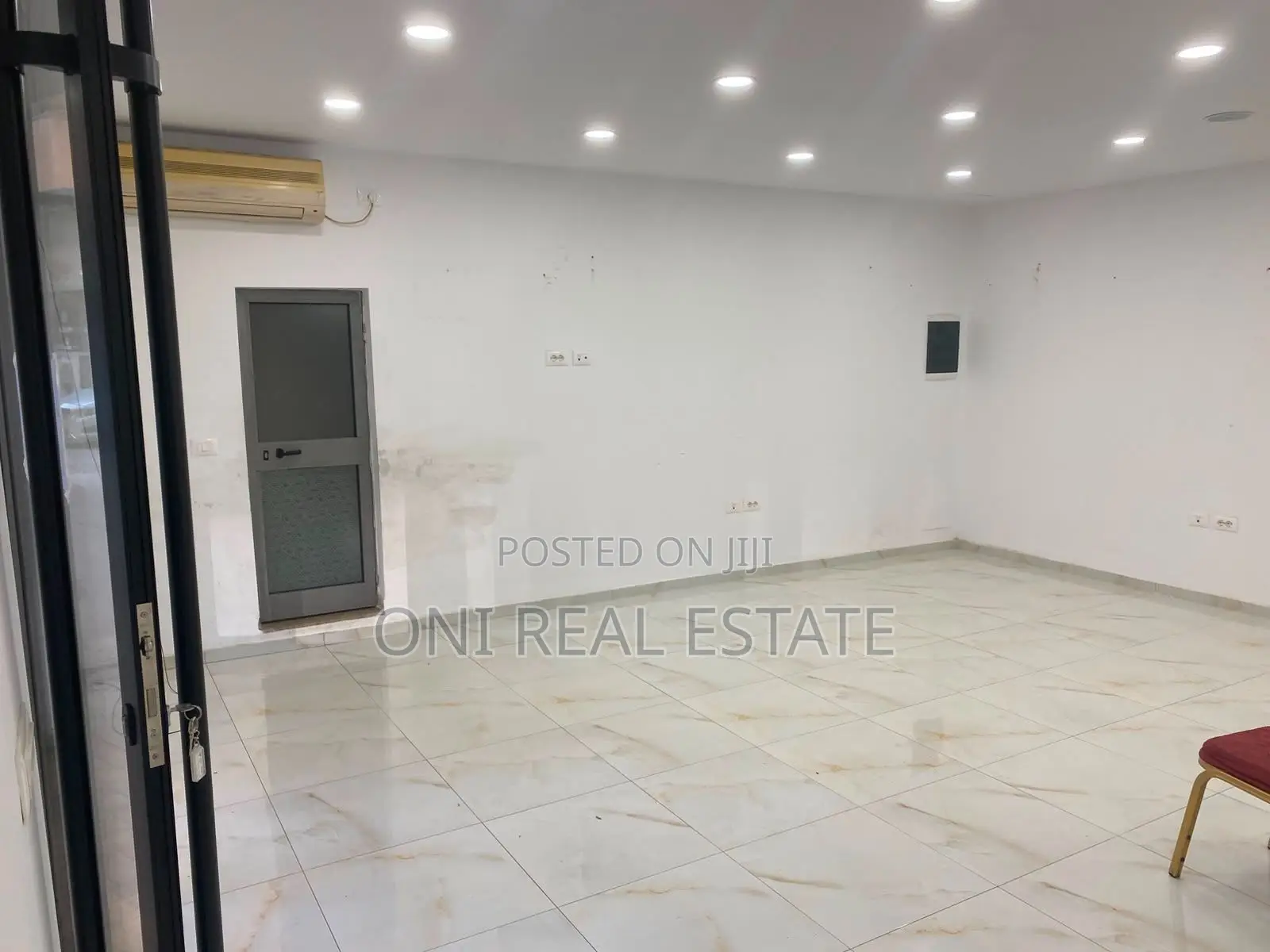 Store for sale Vasil Shanto - KESH (Tirana - city)
