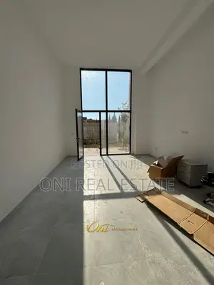Store to rent Don Bosko - Vision Plus - Mortgage Office (Tirana - city