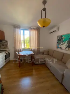 Apartment to rent Barrikadave Str. - King Zog I Blvd. - Maternity Hosp
