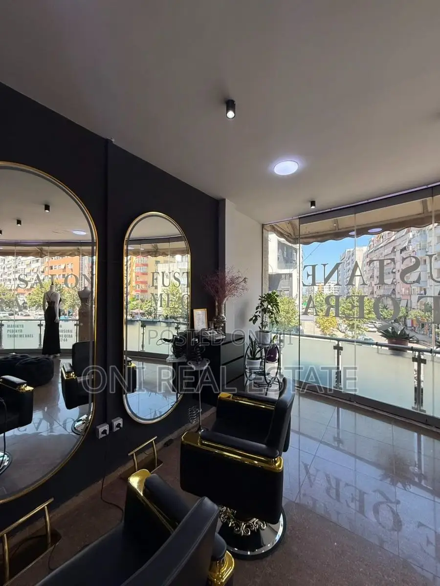 Store to rent Astiri - Unaza e Re (Tirana - city)