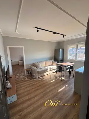 Apartment to rent Pallati me Shingjeta - Irfan Tomini Str. (Tirana - c