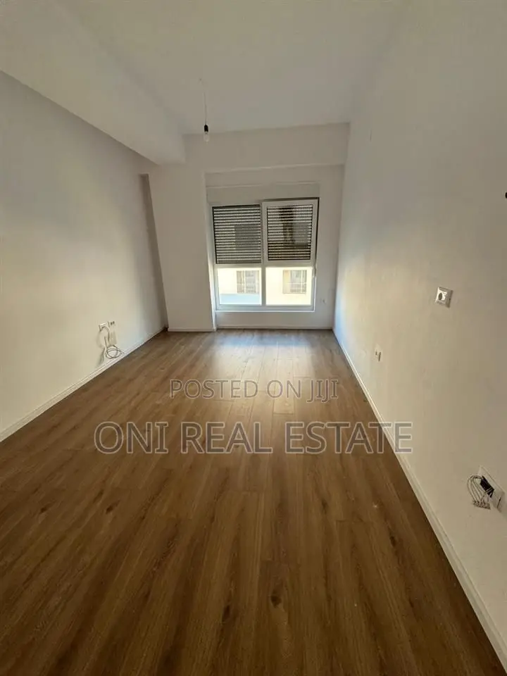Office to rent Ali Demi (Tirana - city)