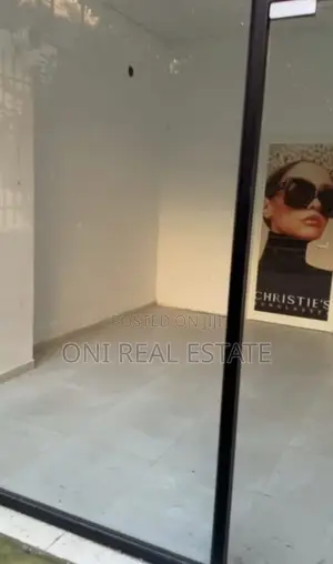 Store to rent Don Bosko - Vision Plus - Mortgage Office (Tirana - city