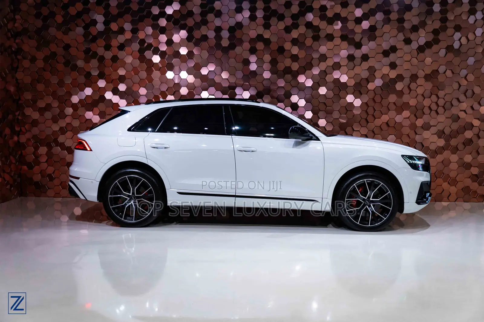 AUDI SQ8