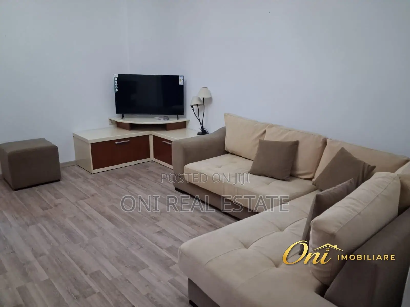 Apartment to rent Center (Tirana - city)