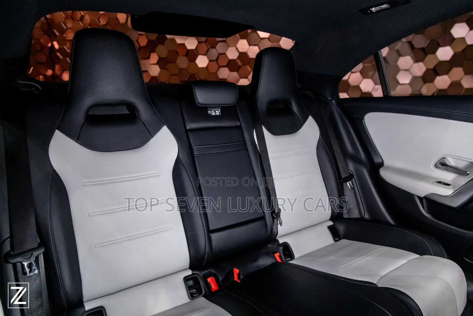 MERCEDES BENZ CLA