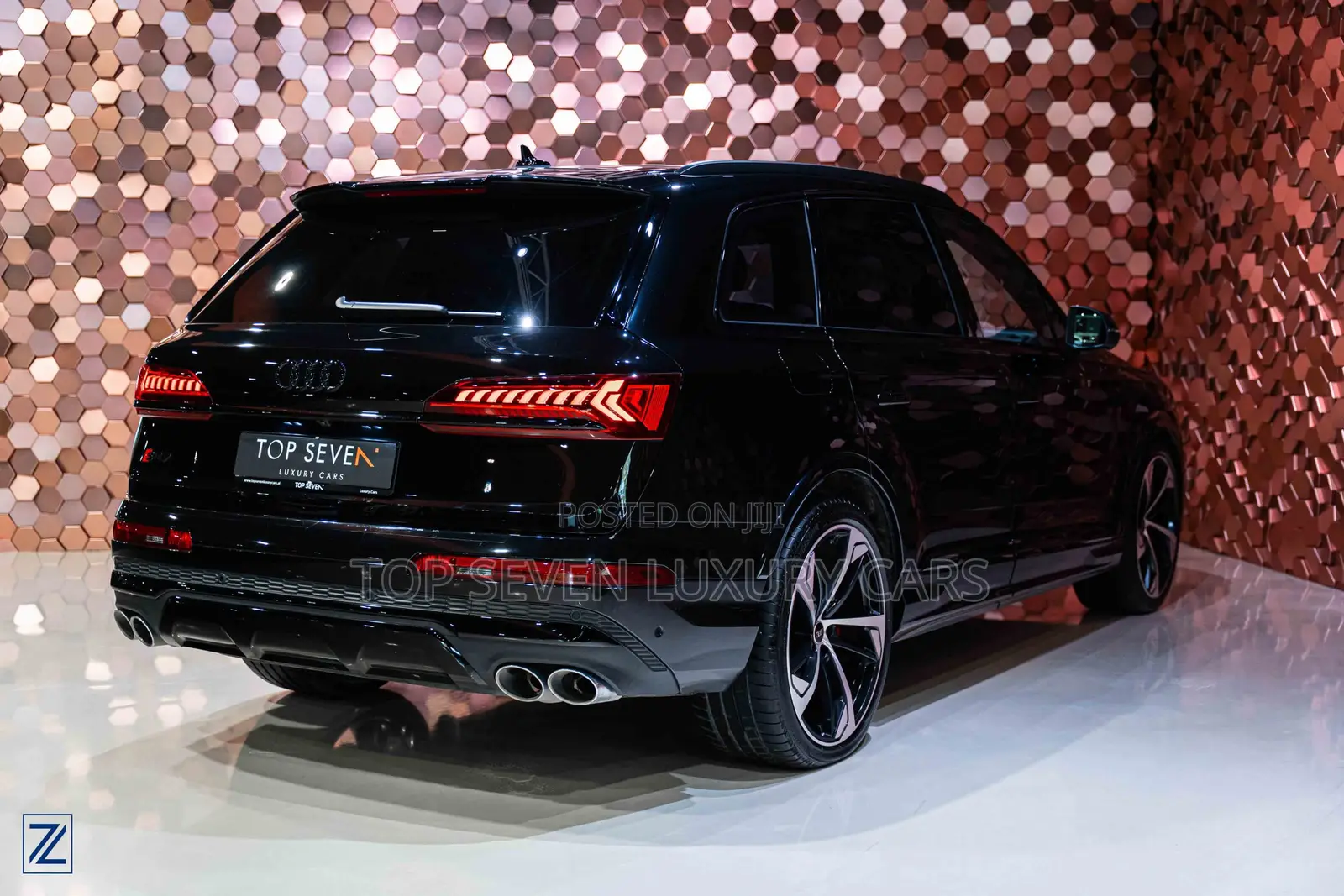 AUDI SQ7