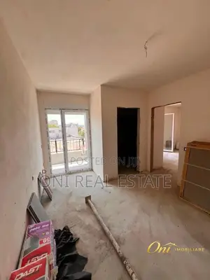 Apartment for sale Elbasan Str. - Lake Park (Tirana - city)
