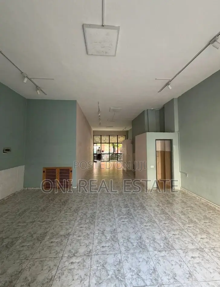 Office to rent Tirana - city