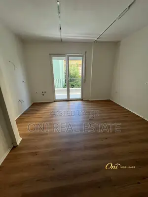 Office to rent New Bazaar - Red School (Tirana - city)
