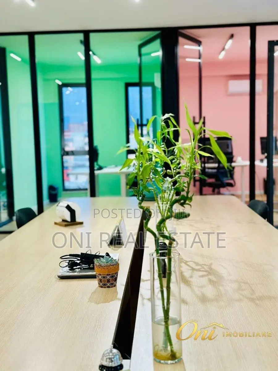 Office to rent Train Station - New Boulevard - Brrake (Tirana - city)