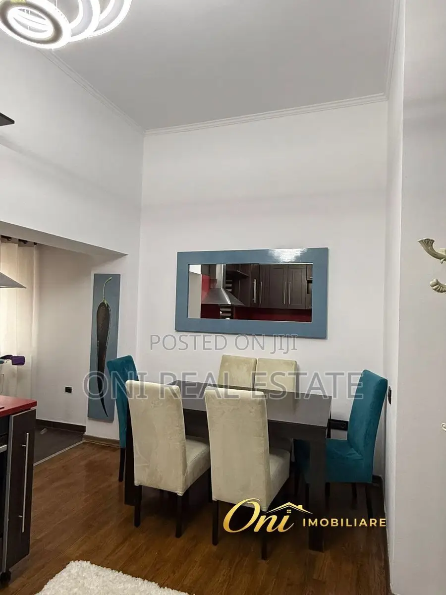 Apartment to rent Center (Tirana - city)