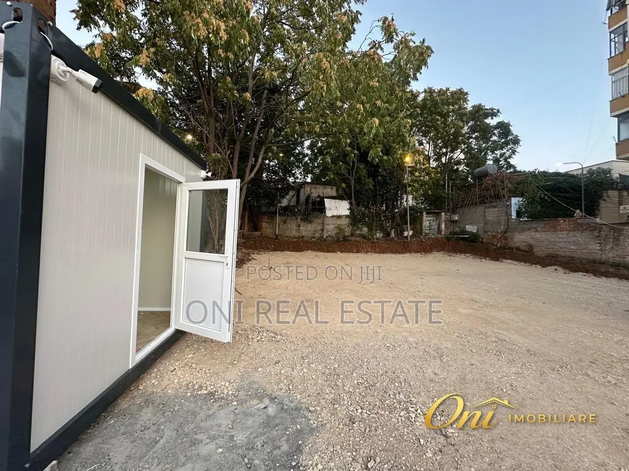 Land Plot to rent Diber Str. - Medrese - 4 Martyrs Str. (Tirana - city