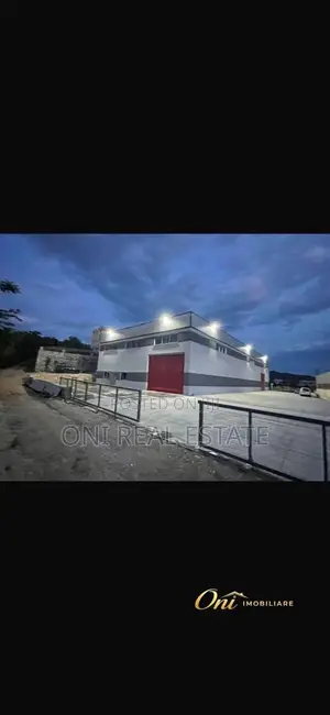 Business building to rent Mjull - Bathore (Kamza City)