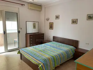 Apartment to rent Komuna e Parisit - Kristal Center (Tirana - city)