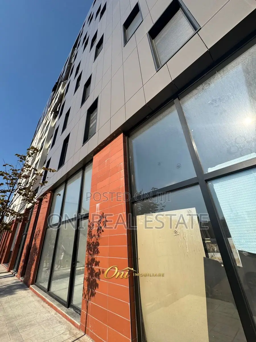 Store to rent Don Bosko - Vision Plus - Mortgage Office (Tirana - city