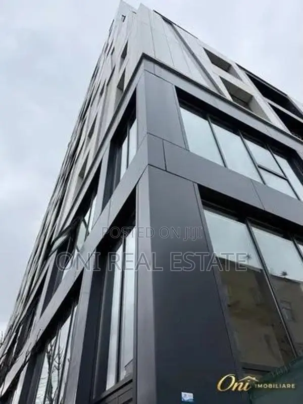 Office to rent Center (Tirana - city)