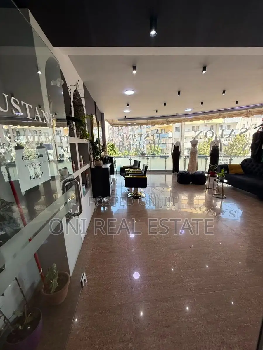 Store to rent Astiri - Unaza e Re (Tirana - city)