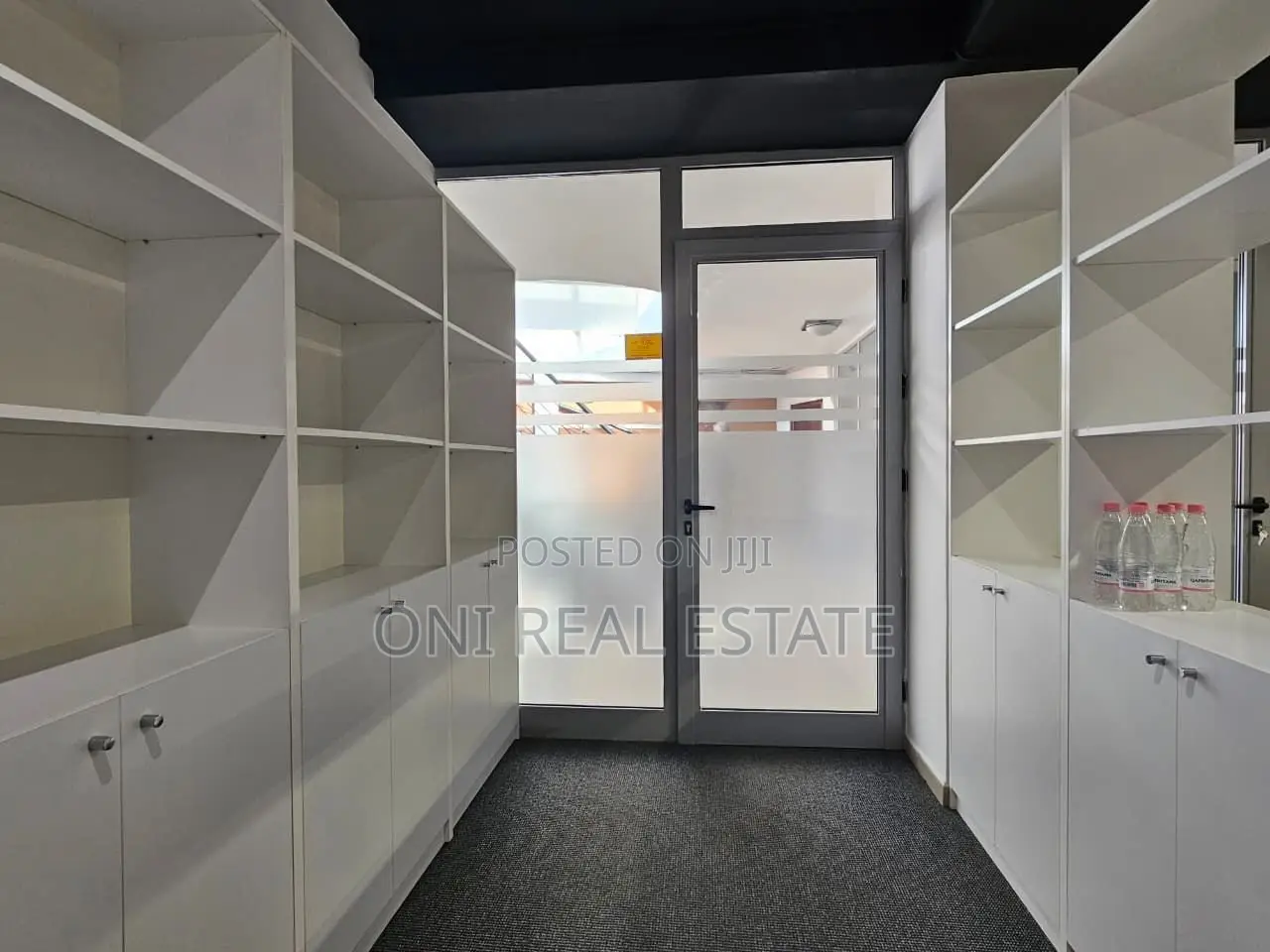 Office to rent New Bazaar - Red School (Tirana - city)