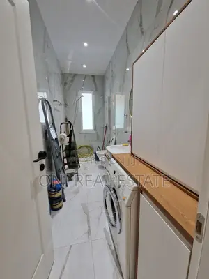 Apartment to rent Kombinat (Tirana - city)