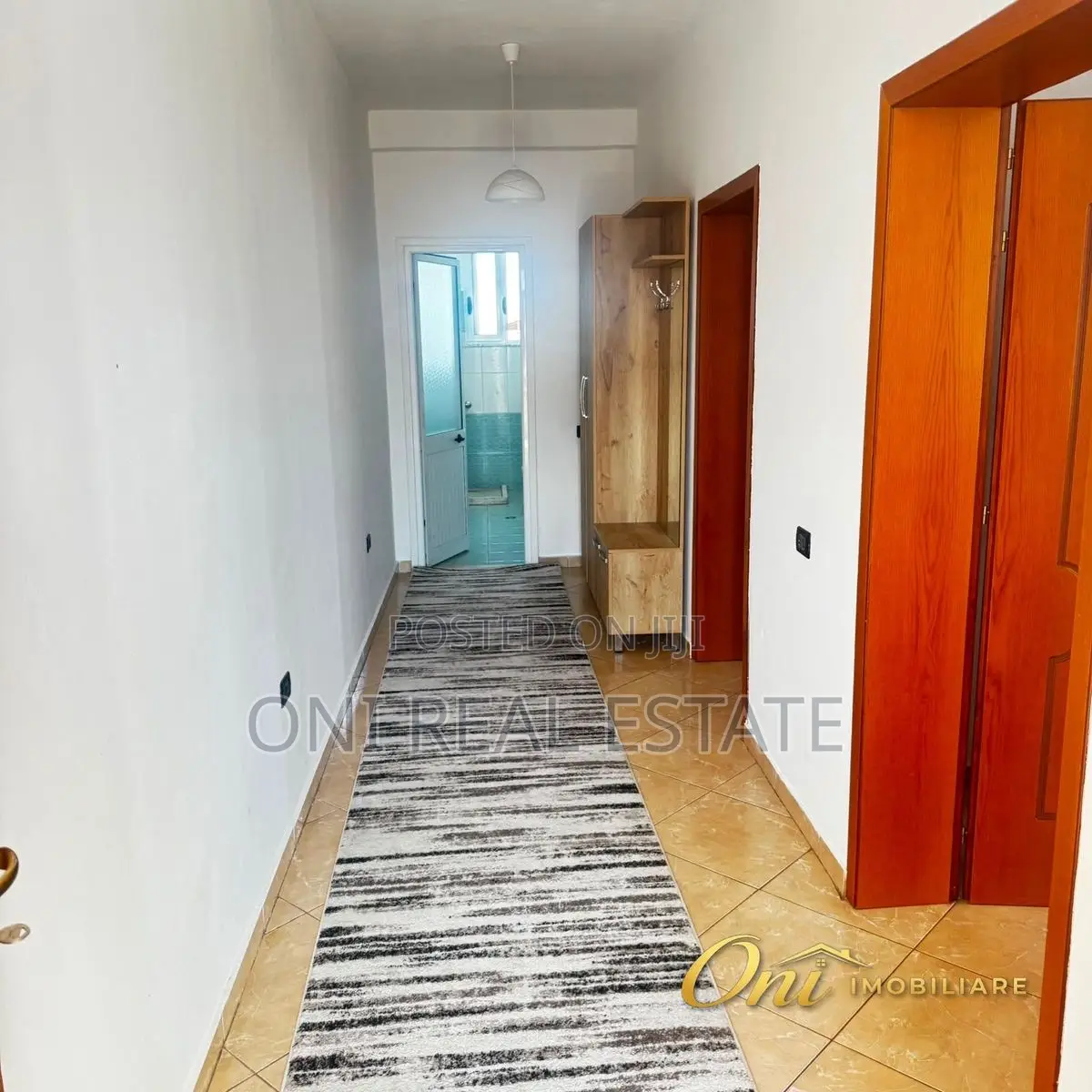Apartment to rent 5 Maji Str. - Siri Kodra - Durresi Restaurant (Tiran