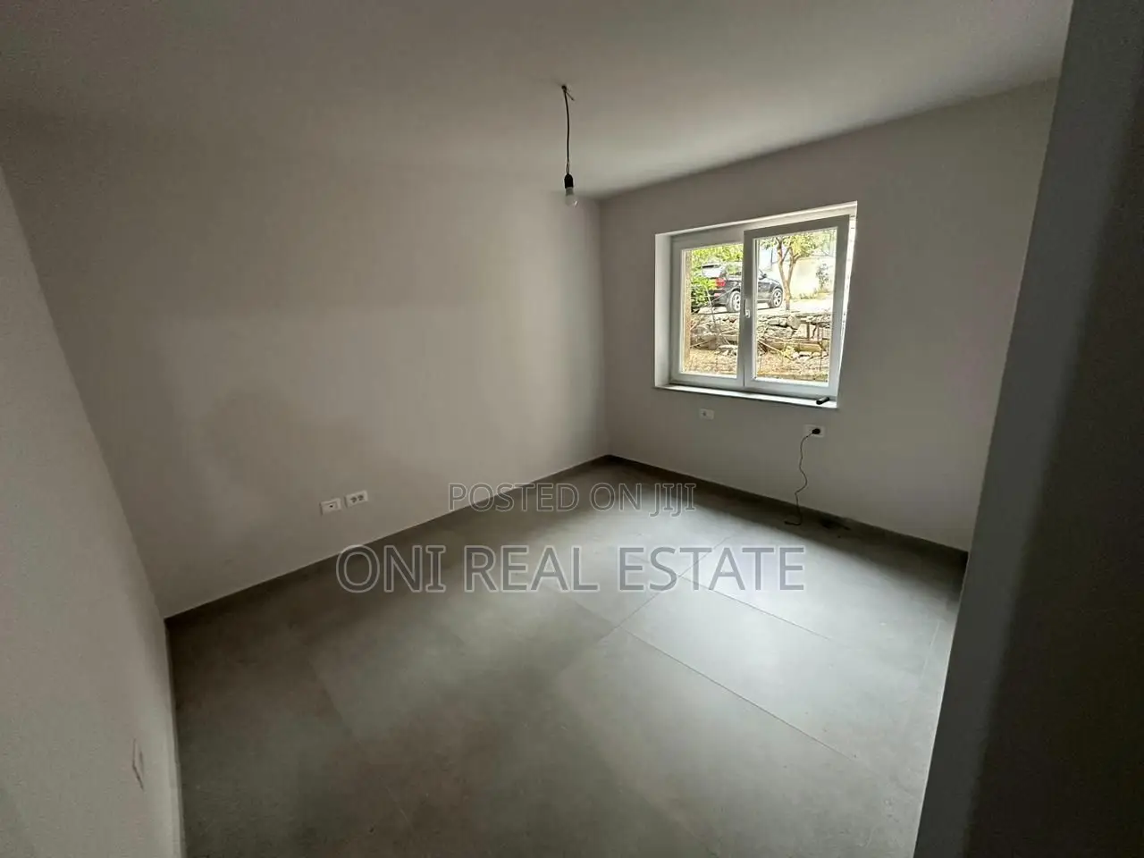 Office to rent Brryli - Xhamlliku (Tirana - city)