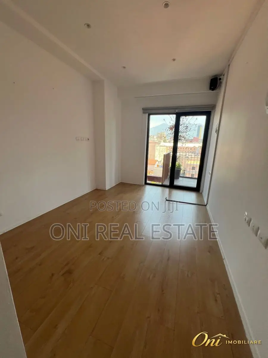 Office to rent Kavaja Str (Tirana - city)