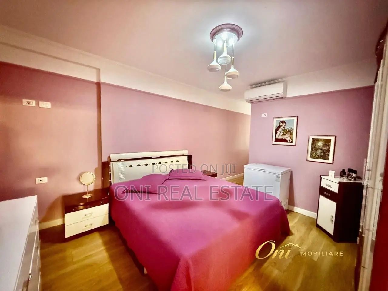 Apartment to rent Komuna e Parisit - Kristal Center (Tirana - city)