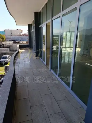 Business building to rent Casa Italia (Tirana - city)