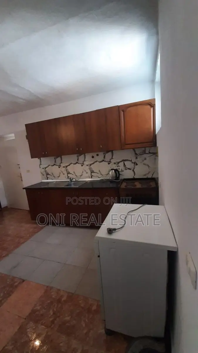 Apartment to rent Oxhaku - Kodra e Priftit - Bomi Cemetery (Tirana - c