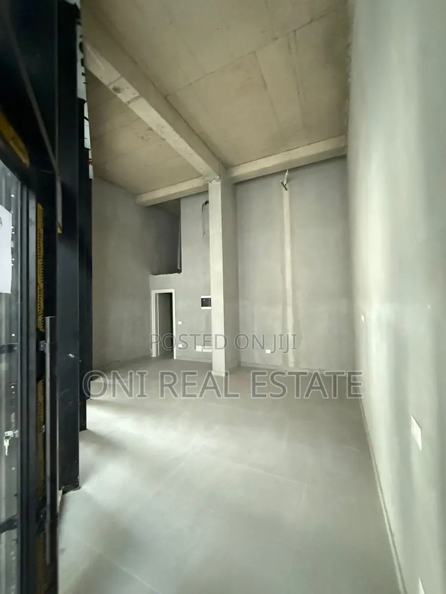 Store to rent Astiri - Unaza e Re (Tirana - city)