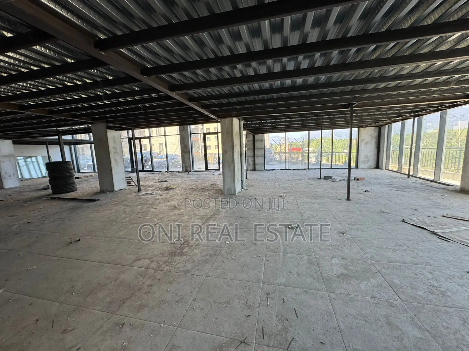 Store to rent Dry Lake - Botanical Garden - Zoo (Tirana - city)