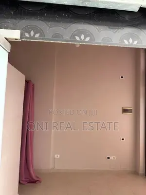 Business building to rent Astiri - Unaza e Re (Tirana - city)