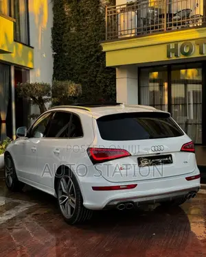 AUDI SQ5