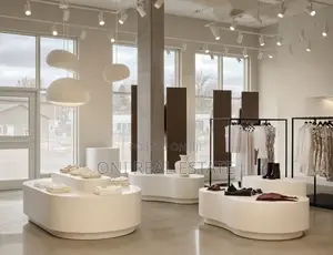 Store for sale Komuna e Parisit - Kristal Center (Tirana - city)