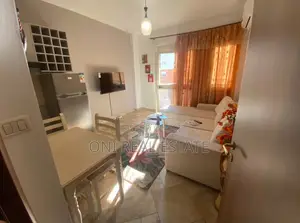 Apartment to rent Komuna e Parisit - Kristal Center (Tirana - city)