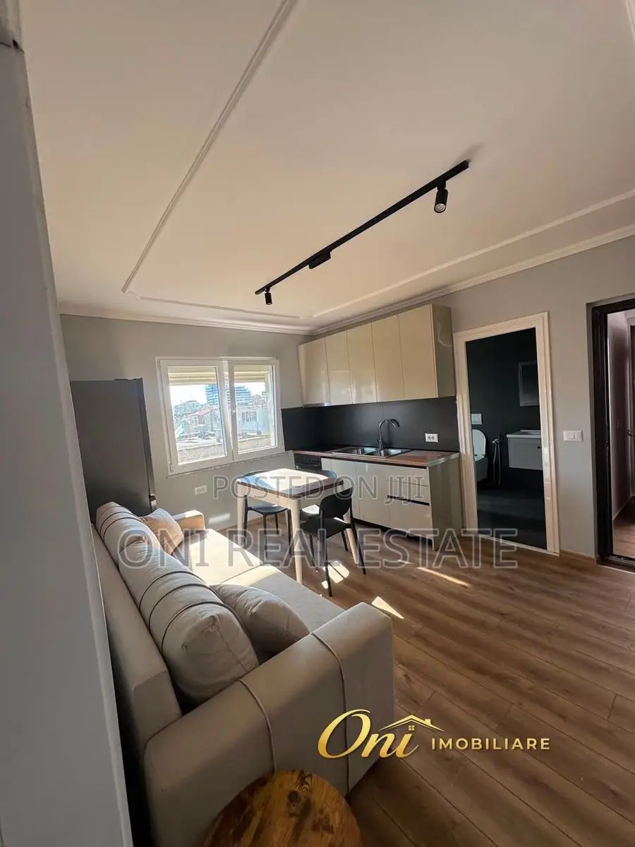 Apartment to rent Pallati me Shingjeta - Irfan Tomini Str. (Tirana - c