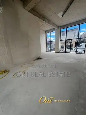 Store to rent Train Station - New Boulevard - Brrake (Tirana - city)