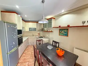 Apartment to rent Center (Tirana - city)