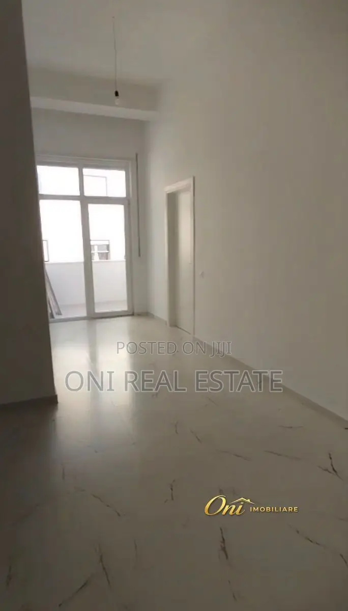 Office to rent Durres Str. - Bogdaneve Str. (Tirana - city)