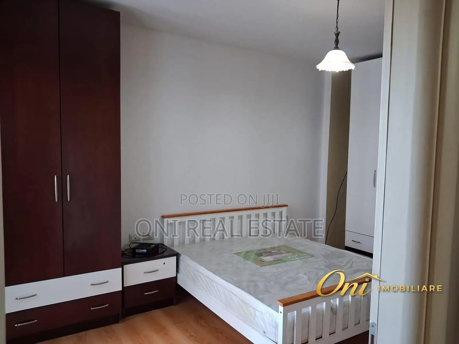 Apartment to rent Center (Tirana - city)
