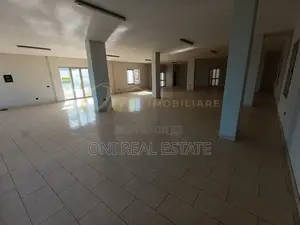 Business building to rent Casa Italia (Tirana - city)