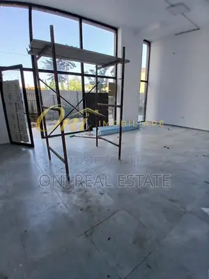 Store to rent Don Bosko - Vision Plus - Mortgage Office (Tirana - city