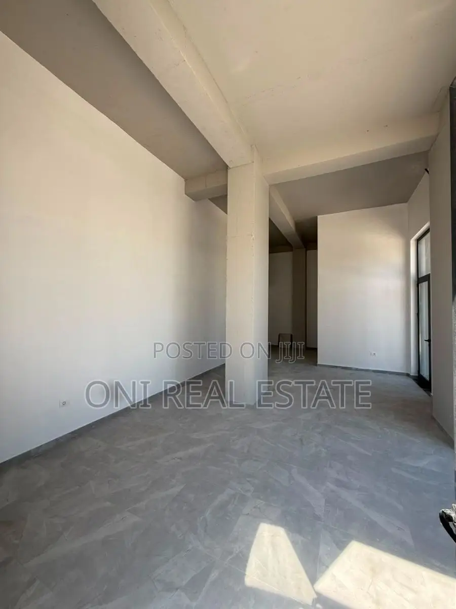 Business building to rent Astiri - Unaza e Re (Tirana - city)