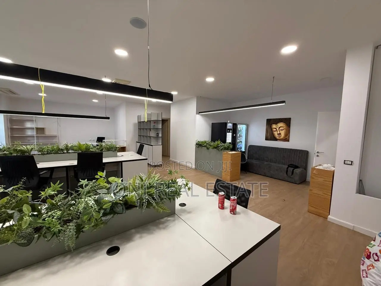 Office to rent Kavaja Str. - 21 Dhjetori (Tirana - city)
