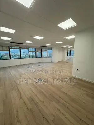 Office to rent Tirana - city