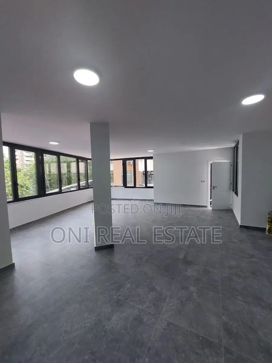 Office to rent Pallati me Shingjeta - Irfan Tomini Str. (Tirana - city