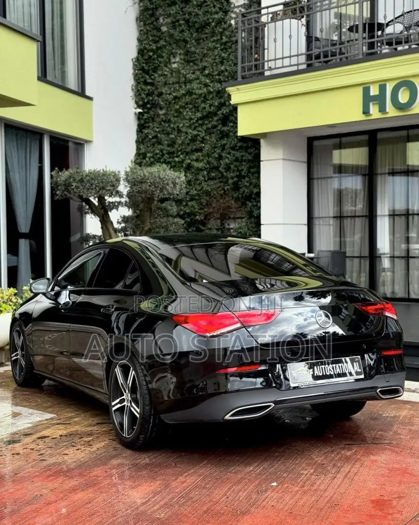 MERCEDES BENZ CLA
