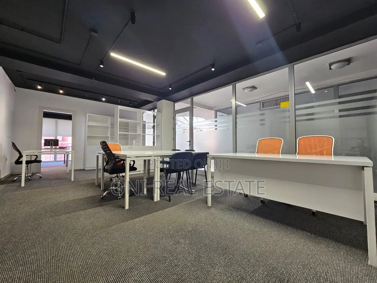 Office to rent New Bazaar - Red School (Tirana - city)