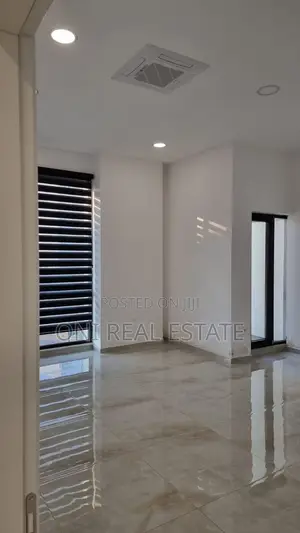 Office to rent Diber Str. - Medrese - 4 Martyrs Str. (Tirana - city)